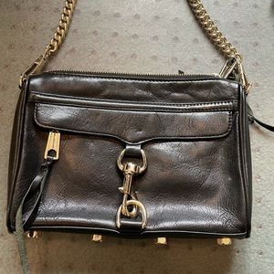 ✨Rebecca Minkoff black crossbody bag✨